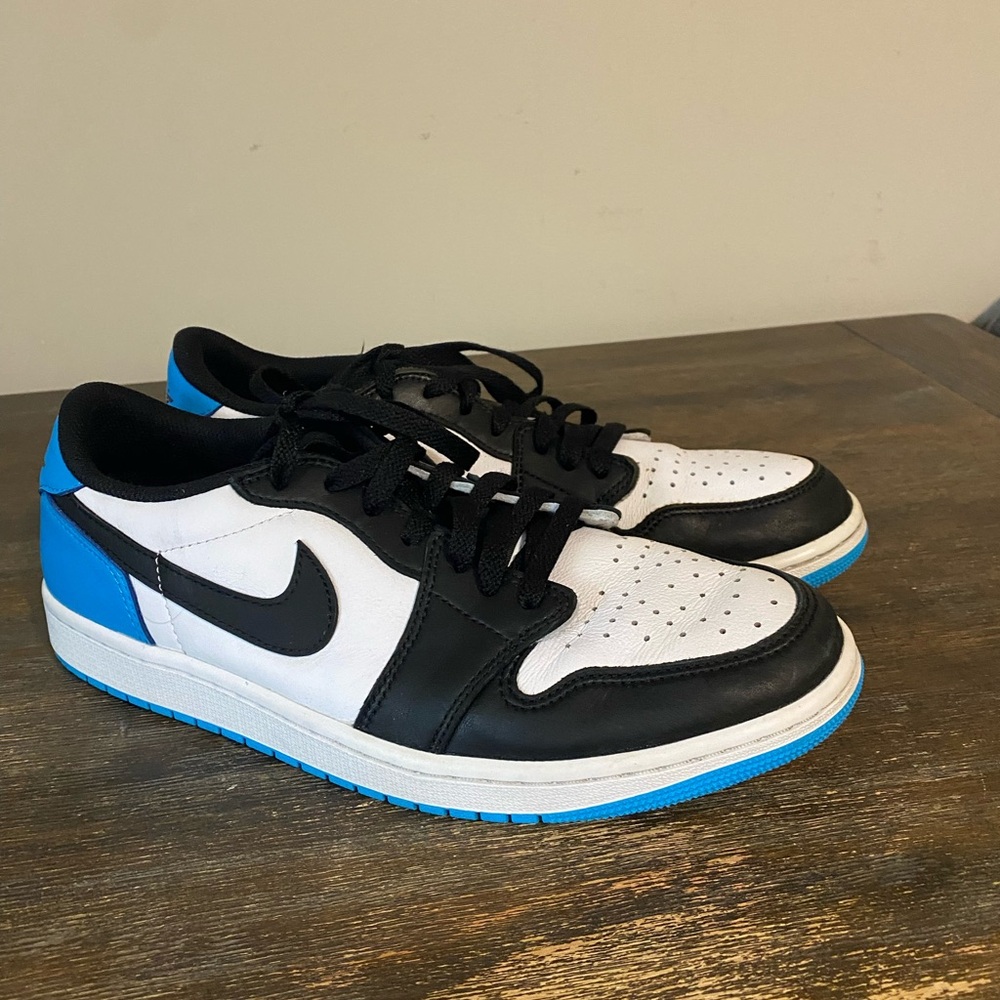 Men’s Jordan 1 low OG UNC size 11 in good shape!
